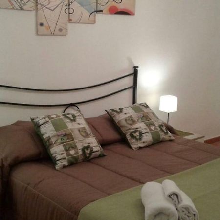 La Casa Di Alice Apartment Napoli Bagian luar foto