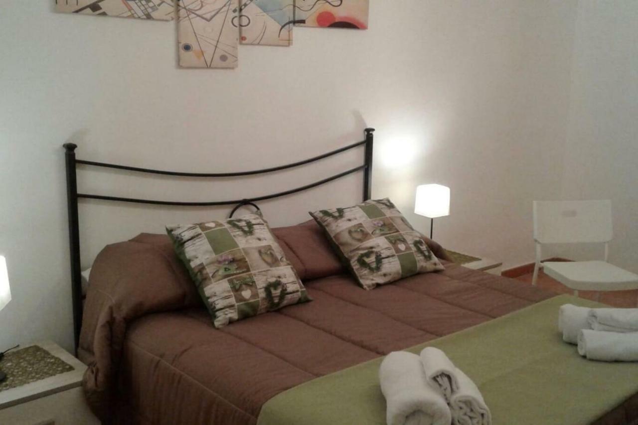 La Casa Di Alice Apartment Napoli Bagian luar foto